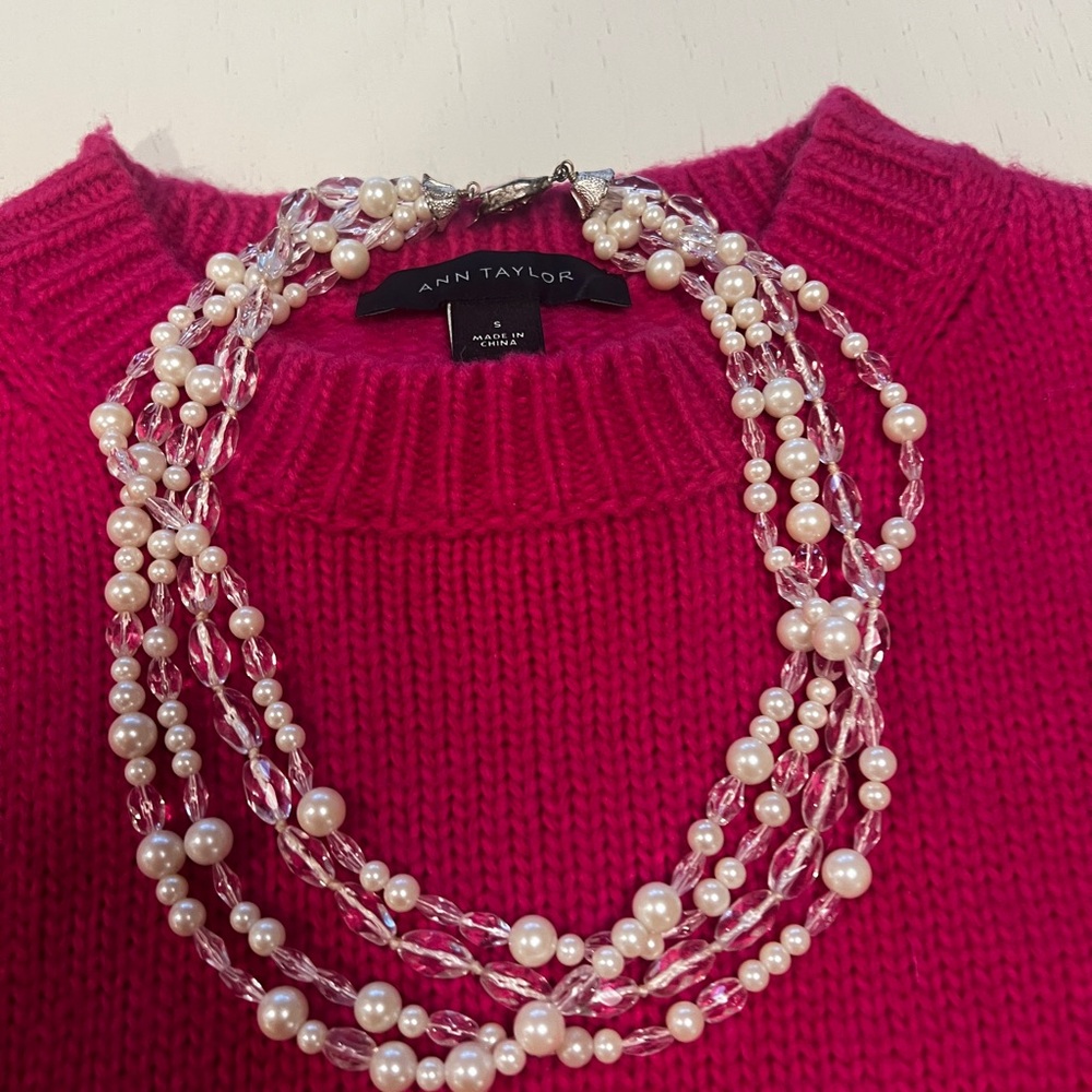 Pearl and glass bead Necklace